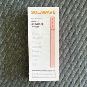 NEW IN BOX- Solawave 4-in-1 Red Light Skincare Wand (Rose Gold)
